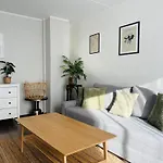 Bright Modern - Apartmán *