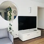 Bright Modern - Apartmán *